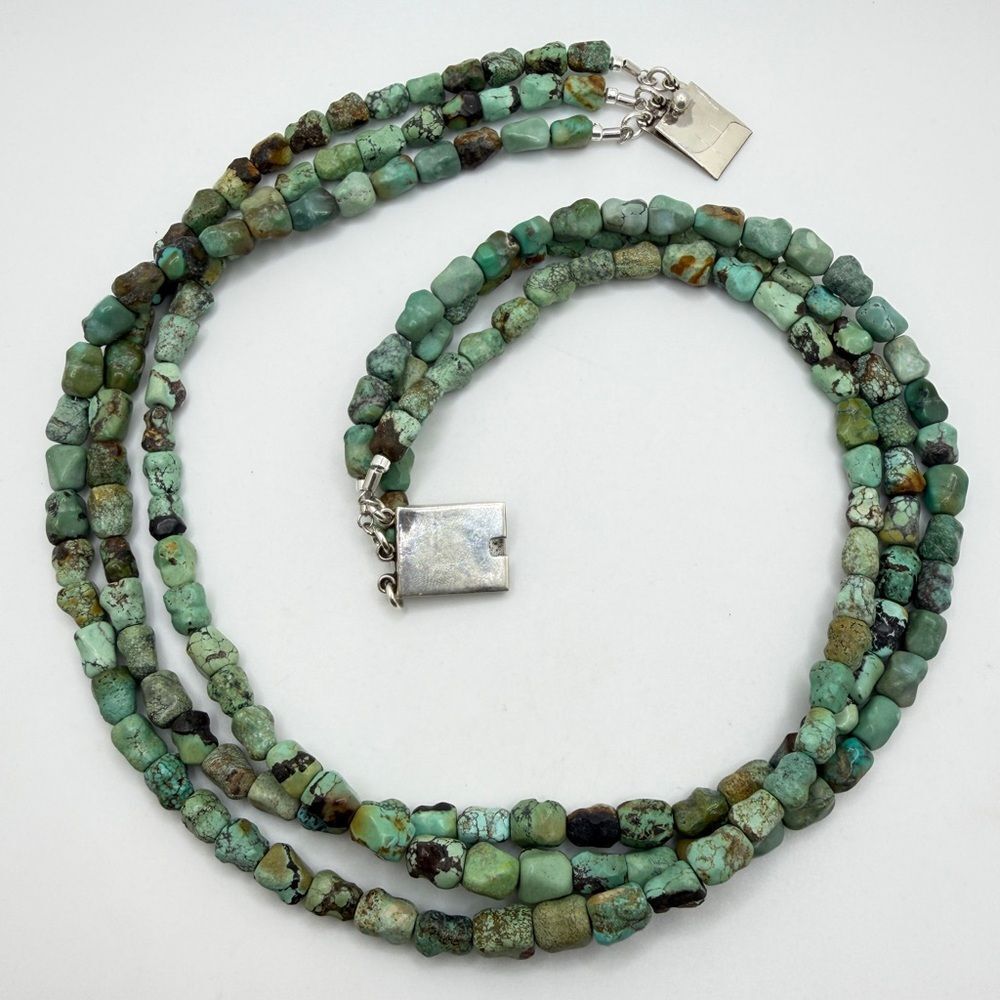 22" Three strands of SOLID Turquoise beads w/ vintage 925 TAXCO clasp! - Picture 6 of 15